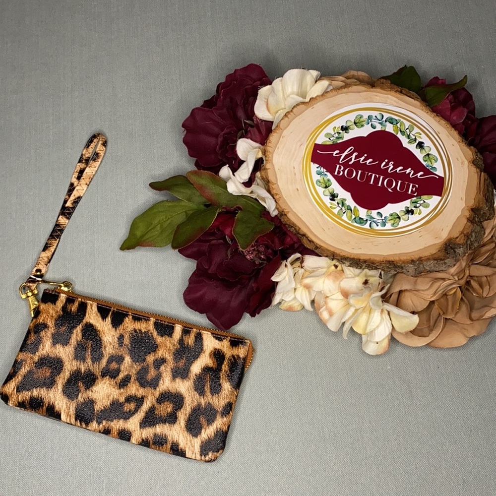 Women’s Leopard Wallet Clutch